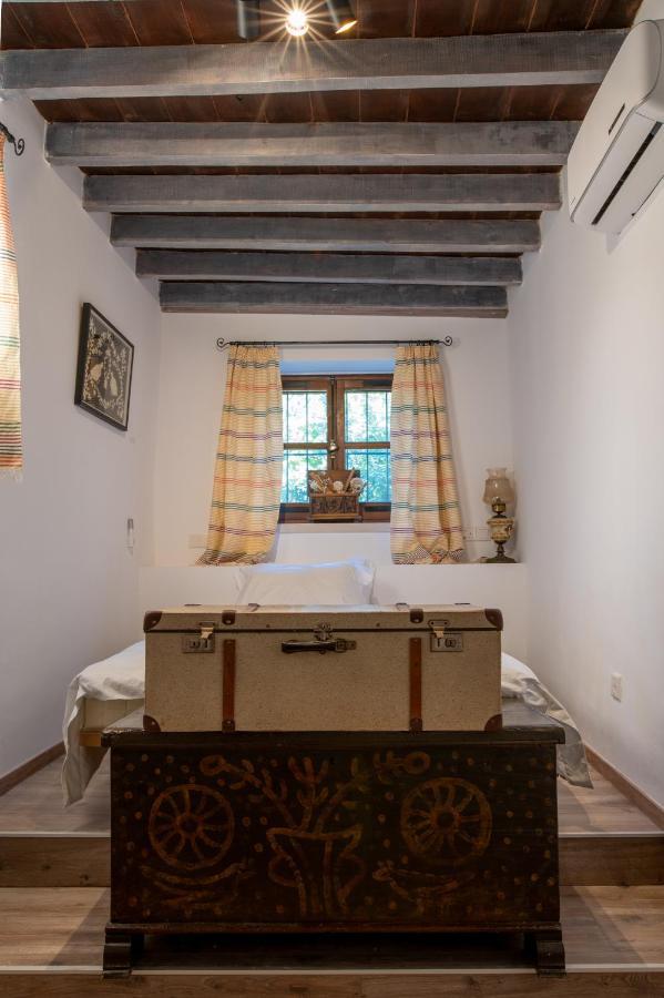 Droshia Traditional Homes, Coco-Mat Full Experience Dhrousha 외부 사진